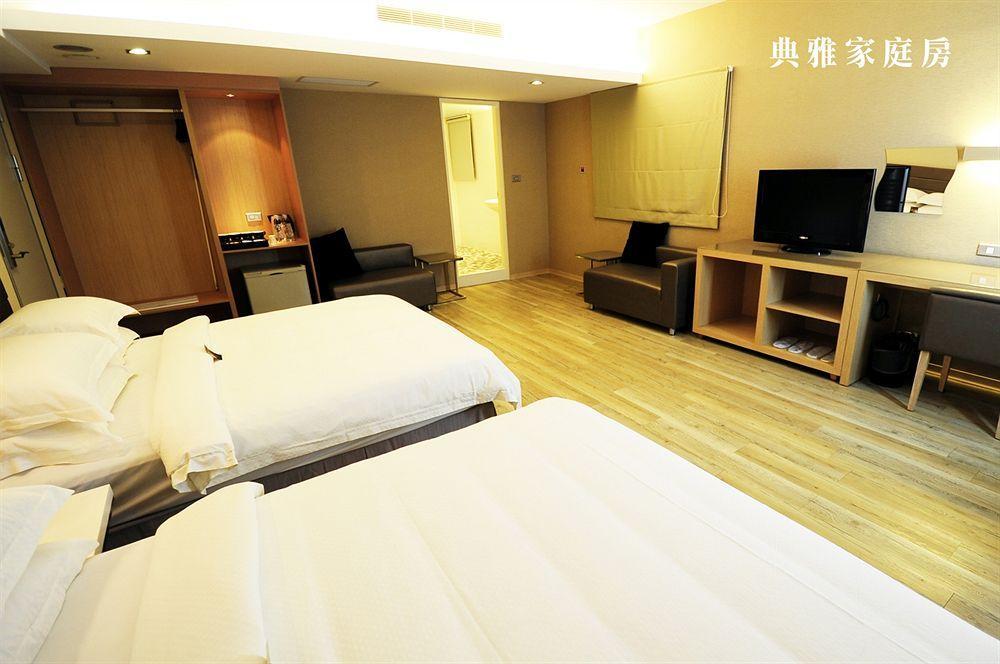 The Riverside Hotel Esthetics Kao-siung Exteriér fotografie