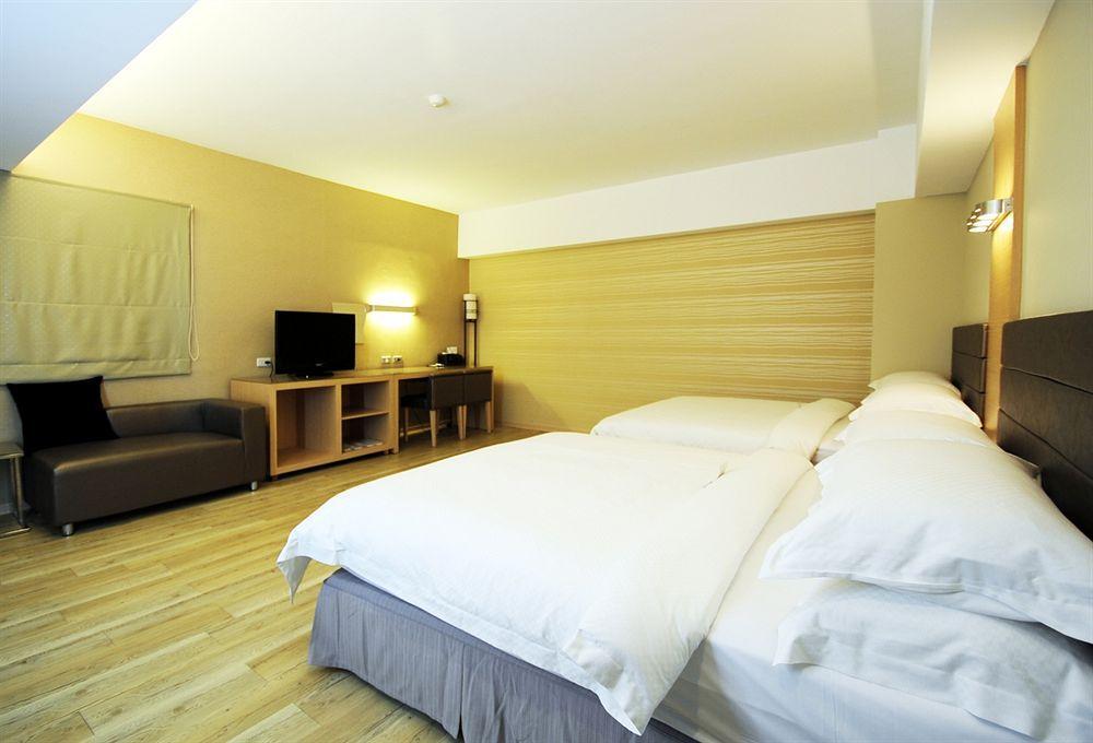 The Riverside Hotel Esthetics Kao-siung Exteriér fotografie