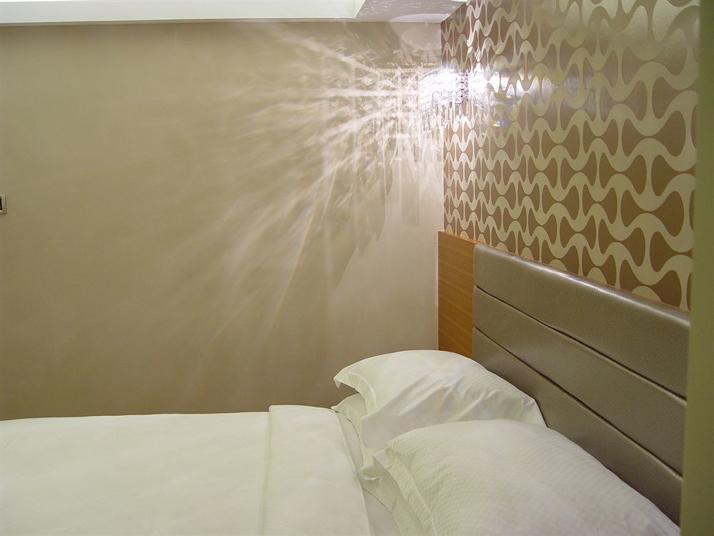 The Riverside Hotel Esthetics Kao-siung Exteriér fotografie